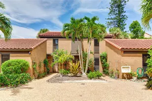 11 Sandy Cove Rd, Sarasota, FL 34242 - Photo 2