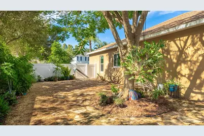 6123 39th Court E, Bradenton, FL 34203 - Photo 36