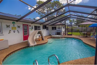 2216 40th Street W, Bradenton, FL 34205 - Photo 2