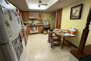 5341 Abagail Dr, Spring Hill, FL 34608 - Photo 8