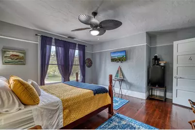 304 15th Street W, Bradenton, FL 34205 - Photo 42