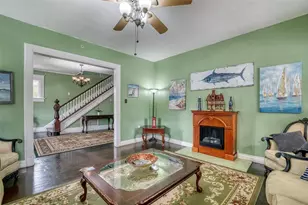 304 15th St W, Bradenton, FL 34205 - Photo 14