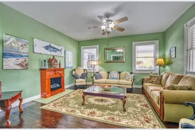 304 15th Street W, Bradenton, FL 34205 - Photo 12