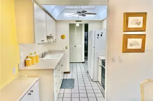 5808 Gulf Dr, Holmes Beach, FL 34217 - Photo 10