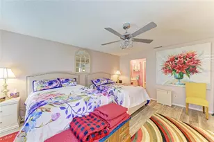 7287 Eleanor Cir, Sarasota, FL 34243 - Photo 22