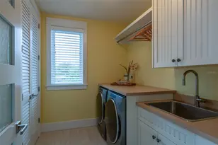 242 Oak Ave, Anna Maria, FL 34216 - Photo 30
