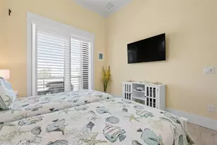 242 Oak Ave, Anna Maria, FL 34216 - Photo 34