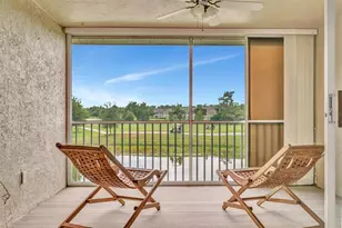 5240 Hyland Hills Ave, Sarasota, FL 34241 - Photo 22