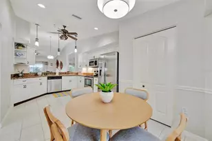 5240 Hyland Hills Ave, Sarasota, FL 34241 - Photo 10