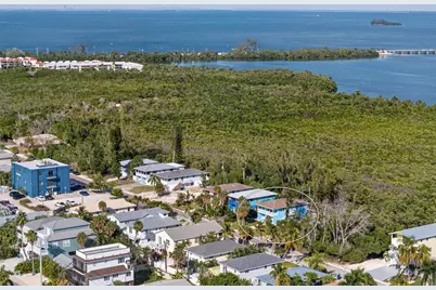 2915 Avenue C, Holmes Beach, FL 34217 - Photo 48