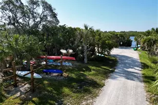 1250 Tidewater Ct, Bradenton, FL 34208 - Photo 86