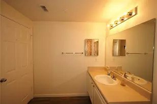 5655 Bentgrass Dr, Sarasota, FL 34235 - Photo 16