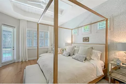 3921 Maravic Place, Sarasota, FL 34231 - Photo 18