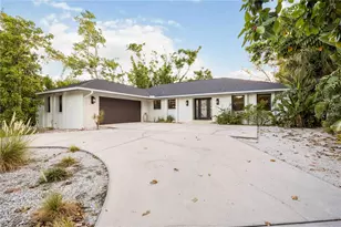 635 Tropical Cir, Sarasota, FL 34242 - Photo 60