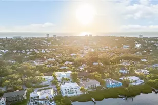 635 Tropical Cir, Sarasota, FL 34242 - Photo 44