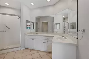 1400 Water View Dr W, Largo, FL 33771 - Photo 18