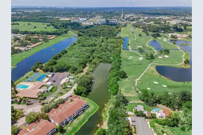 1400 Water View Drive W #202, Largo, FL 33771 - Photo 4