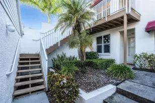 1400 Water View Dr W, Largo, FL 33771 - Photo 30