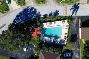 1400 Water View Dr W, Largo, FL 33771 - Photo 30