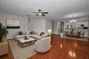 1400 Water View Dr W, Largo, FL 33771 - Photo 2