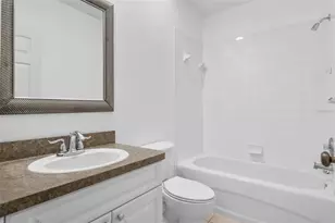 1400 Water View Dr W, Largo, FL 33771 - Photo 24