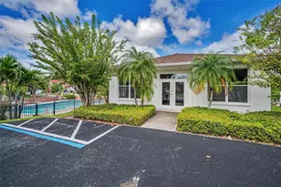 1400 Water View Dr W, Largo, FL 33771 - Photo 38