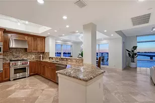 258 Golden Gate Point, Sarasota, FL 34236 - Photo 8