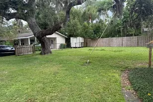 1905 S Jefferson Ave, Sarasota, FL 34239 - Photo 2