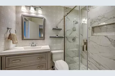 2426 Wisteria Street, Sarasota, FL 34239 - Photo 32