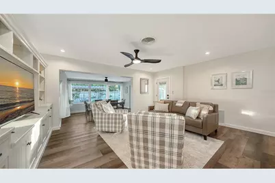 2426 Wisteria Street, Sarasota, FL 34239 - Photo 18