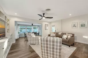 2426 Wisteria St, Sarasota, FL 34239 - Photo 18