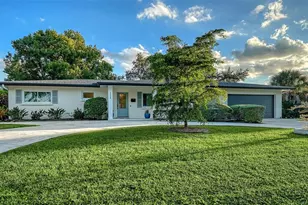 2426 Wisteria St, Sarasota, FL 34239 - Photo 1