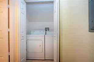 1064 N Tamiami Trl, Sarasota, FL 34236 - Photo 20