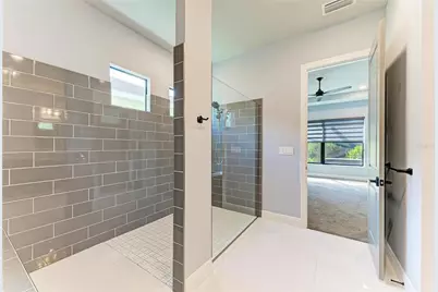 17424 Cresswind Terrace, Bradenton, FL 34211 - Photo 10