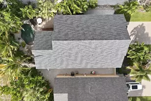 7002 Marina Dr, Holmes Beach, FL 34217 - Photo 28