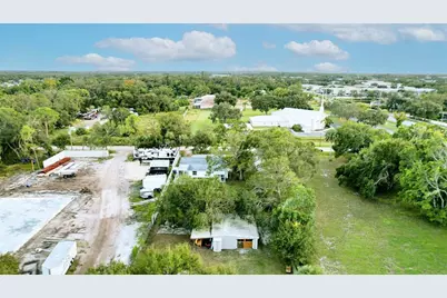 3323 58th Avenue E, Bradenton, FL 34203 - Photo 46