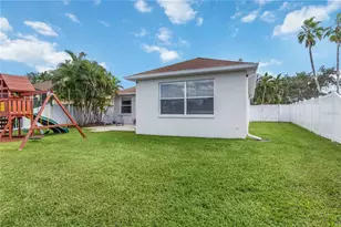 11519 Sweet Flag Dr, Lakewood Ranch, FL 34202 - Photo 36