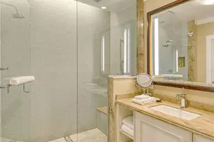 915 Seaside Dr, Sarasota, FL 34242 - Photo 28