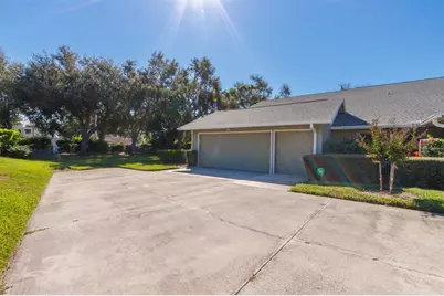 3401 Avenida Madera #B, Bradenton, FL 34210 - Photo 2