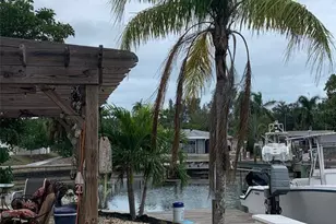 10004 Cortez Rd W, Bradenton, FL 34210 - Photo 2