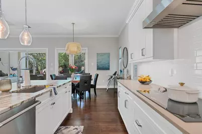 1614 Bay Road, Sarasota, FL 34239 - Photo 12