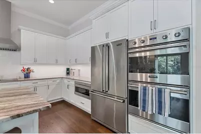 1614 Bay Road, Sarasota, FL 34239 - Photo 14