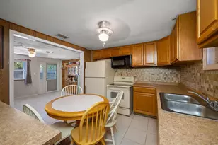 1324 Milton St, Clearwater, FL 33756 - Photo 12