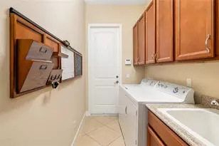 339 Sapphire Lake Dr, Bradenton, FL 34209 - Photo 26