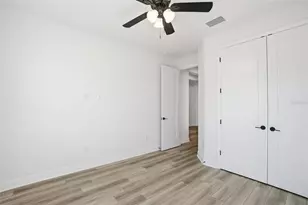 17333 Savory Mist Cir, Lakewood Ranch, FL 34211 - Photo 16