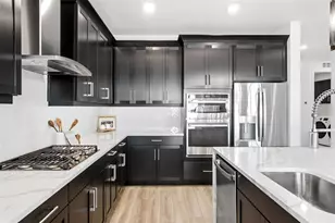 17333 Savory Mist Cir, Lakewood Ranch, FL 34211 - Photo 4