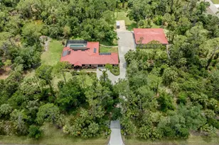 1401 Pelican Ln, North Port, FL 34286 - Photo 2