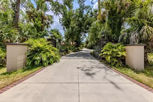 1401 Pelican Ln, North Port, FL 34286 - Photo 6