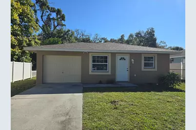 1215 6th Street W, Bradenton, FL 34205 - Photo 1