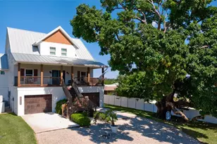 2111 51st Blvd E, Bradenton, FL 34208 - Photo 6